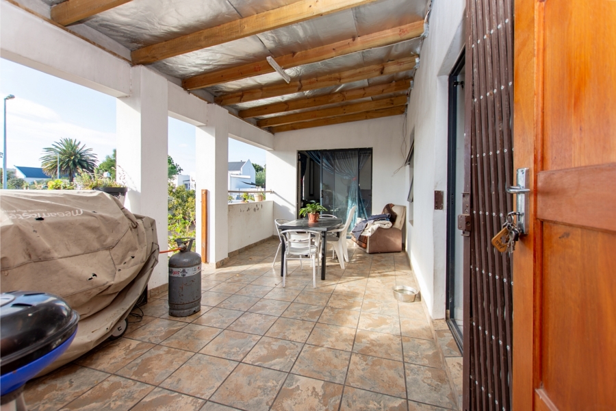3 Bedroom Property for Sale in Velddrif Western Cape